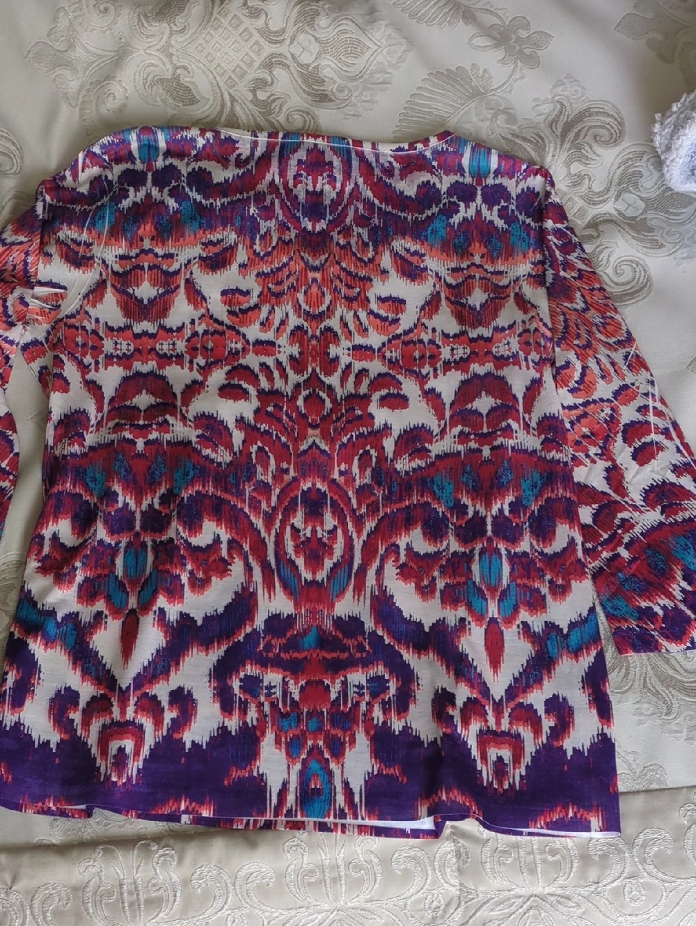 CHICOS Patterned Rhinestone 3/4 Sleeved Blouse - Picture 8 of 8